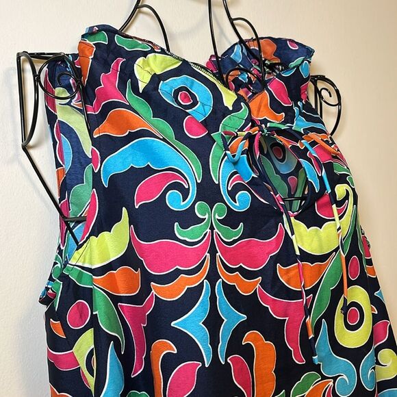 💚Buckhead Bettie’s Women’s Silk-Like Navy Sleeveless Geometric Blouse Size Small - Picture 2 of 9